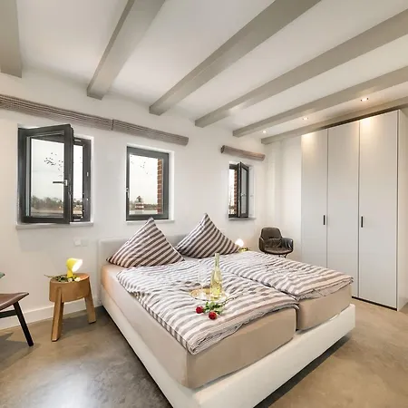 Alte Scheune Am Focker Strom Mursewiek