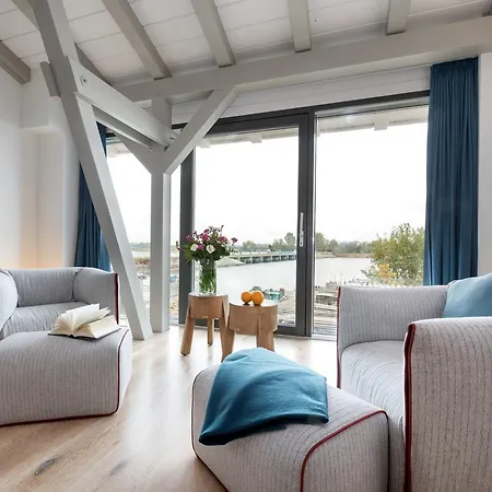 Holiday home Alte Scheune Am Focker Strom *